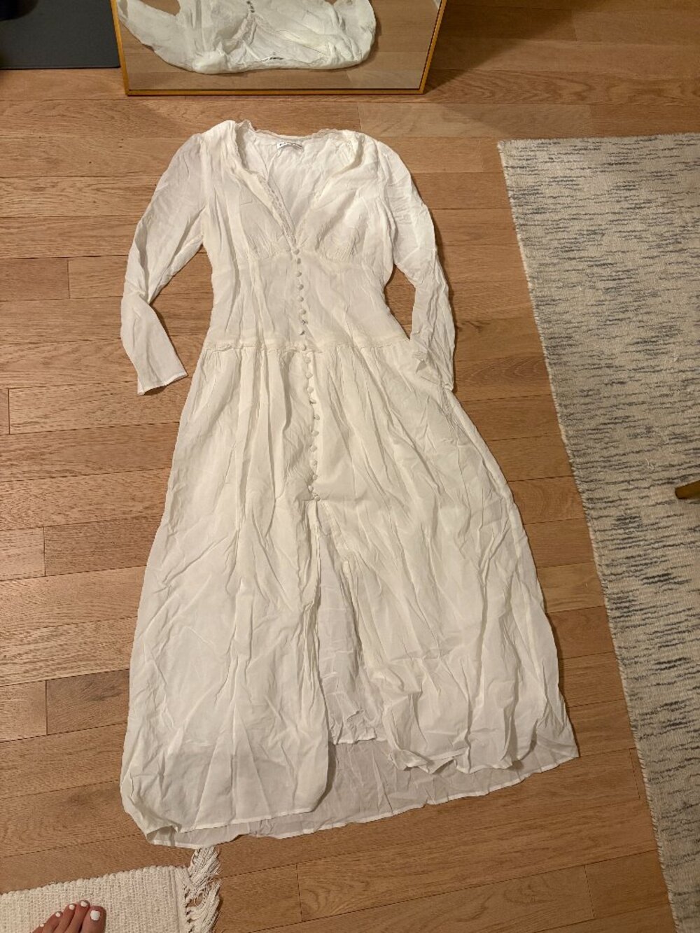 Reformation White Longsleeve Drop Waist Maxi Dress Size 4